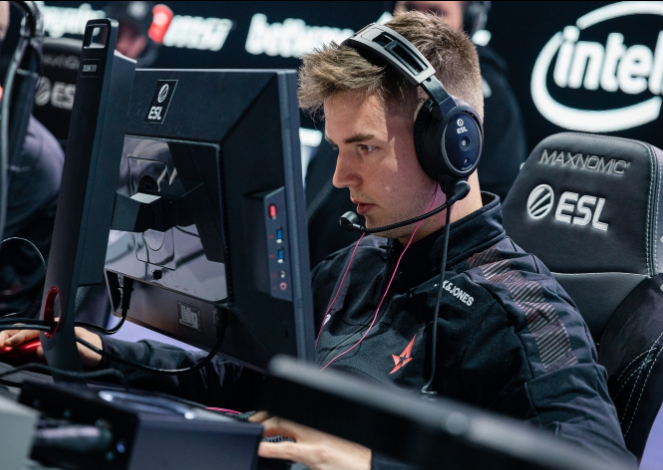 更是团队枢 更是团队枢