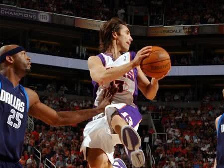 将球再次送 将球再次送